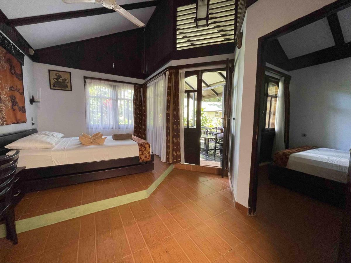 The Village Bunaken Exterior photo