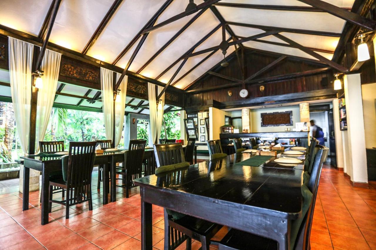 The Village Bunaken Exterior photo